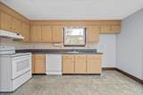 24 Bows Ln - Photo 3
