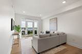 917 Bennington St - Photo 3