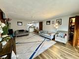 211 Malden St - Photo 2