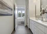 610 Rutherford - Photo 15