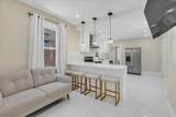 11 Burrell St - Photo 2