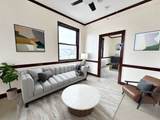 154 Maverick St - Photo 1