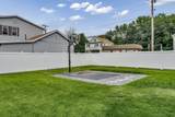 1366 Bridge St - Photo 35