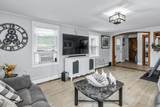 1366 Bridge St - Photo 7