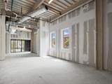 2 Maverick Sq - Photo 8