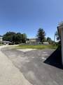 6 Burton - Photo 3
