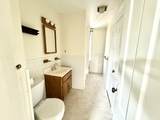 8 Manor - Photo 10