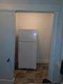 8 Manor - Photo 4