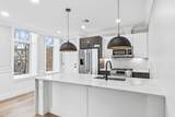 300 Somerville - Photo 2