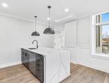 300 Somerville - Photo 24