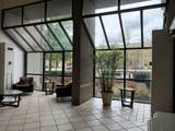 1731 Beacon - Photo 14