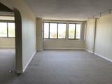 1731 Beacon - Photo 22