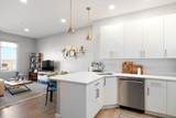 610 Rutherford Ave - Photo 2