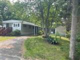 4 Center - Photo 1
