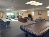 4 Center - Photo 15