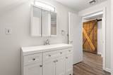 617 Washington - Photo 17