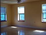 14 John Eliot - Photo 8