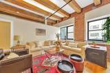 33 Sleeper St - Photo 2