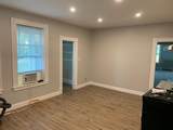 24 Brooks St - Photo 3