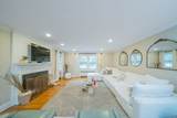 642 Centre St - Photo 2