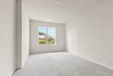 300 Martins Landing - Photo 19