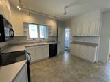 29 Lawndale - Photo 8