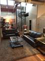 55 Green  Street - Photo 3