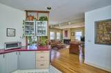 118 Trowbridge St - Photo 10