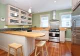 425 Medford St - Photo 2