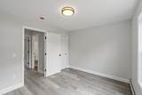 572 Pleasant St - Photo 25