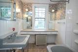 14 Pleasant St - Photo 31