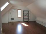 697 Hammond - Photo 20