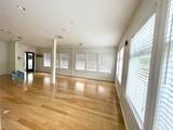 572 Freeport St - Photo 9