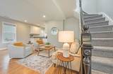 11 Harvard St - Photo 2