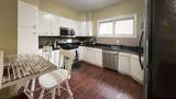 82 Willow St - Photo 3