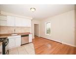 23 Pine St - Photo 5