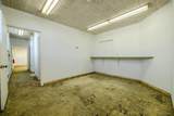 240 Shrewsbury - Photo 8