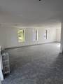 49 Lowell St - Photo 2