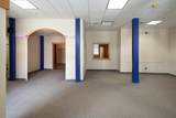 320 Riverside Dr - Photo 5