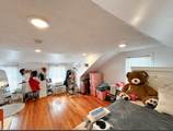 1277 Bay St - Photo 13