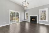 198 Taunton Ave - Photo 18