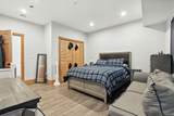 411 Adams St - Photo 11