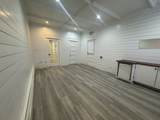 2 Central St - Photo 16