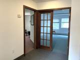 32 School - Photo 9