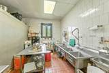 1172 Main St - Photo 11