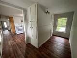 29 Goddard - Photo 4