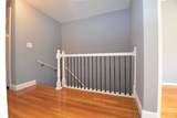 98 Emerson St - Photo 3