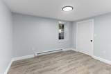 692 Warren Ave - Photo 17