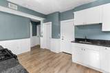 692 Warren Ave - Photo 3