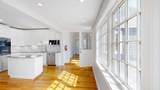 48 Rockwell St - Photo 18
